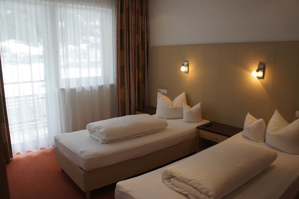 Alpinea Appartements ايشجل المظهر الخارجي الصورة