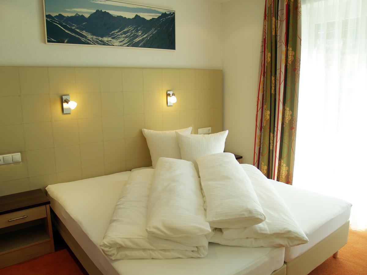 Alpinea Appartements ايشجل المظهر الخارجي الصورة